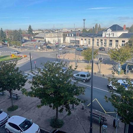 T2 Face Gare Sncf Appart Hotel Le Cygne 1 Bourges Buitenkant foto